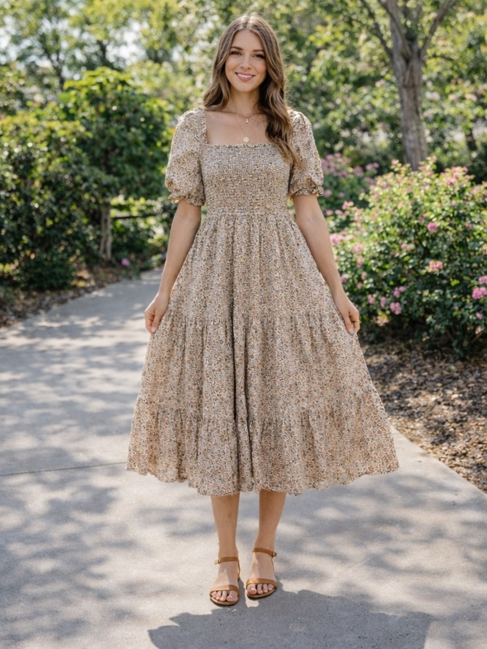 Neuflora Ashland In Cottage Floral Large Smocked Tiered Dress Midi Cottagcore - Picture 1 of 6